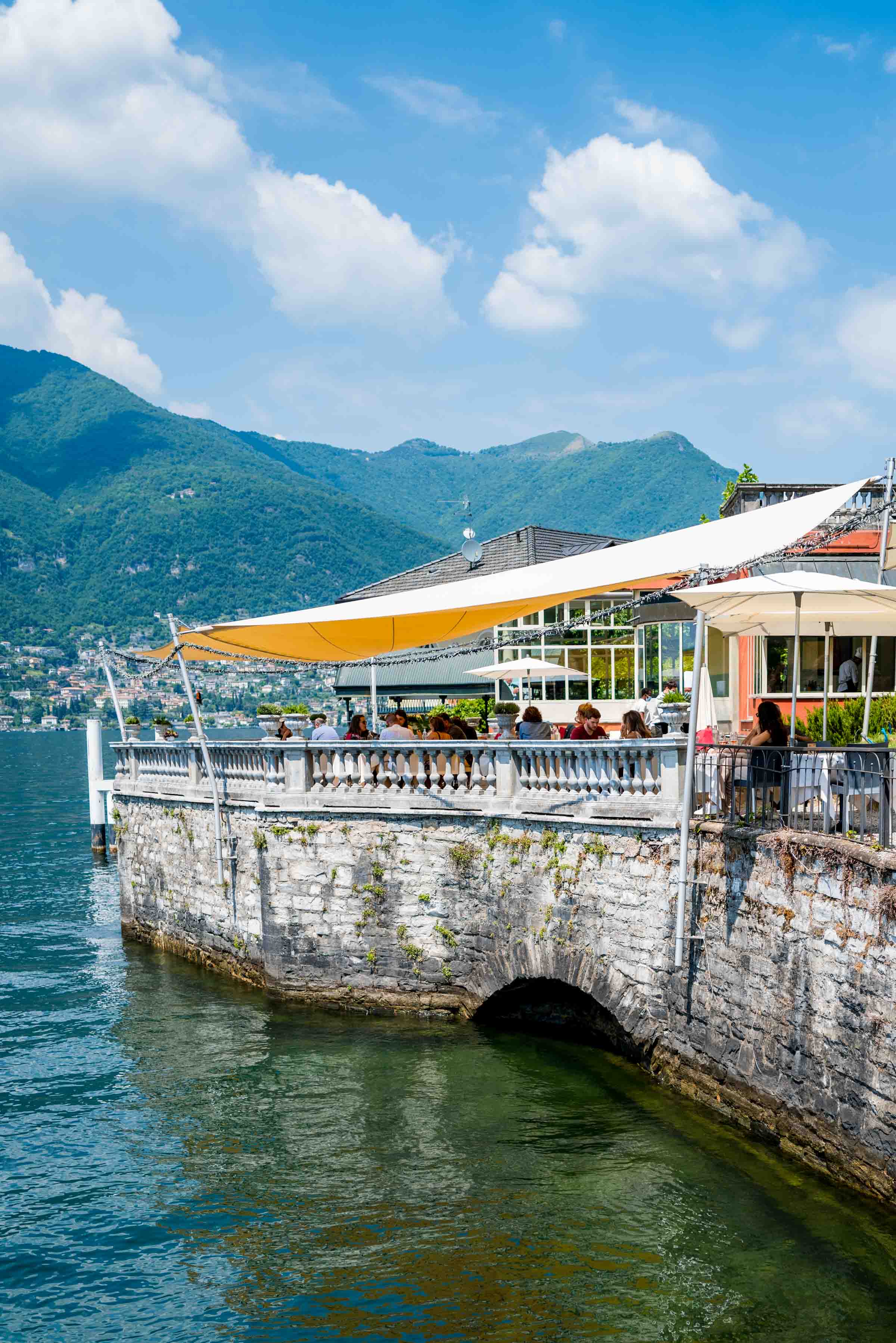 Restaurant Momi Lake Como Italy 